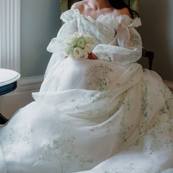 Monique Lhuillier Dresses & Skirts - Monique Lhuillier Bloom Dress